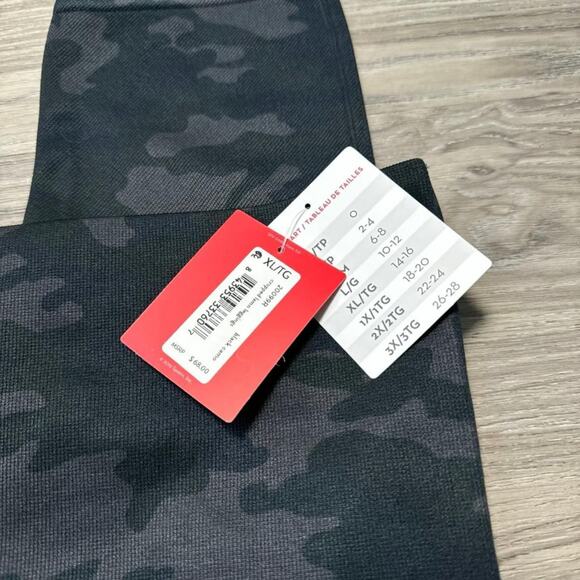 SPANX Cropped Legging NWT - Picture 5 of 6